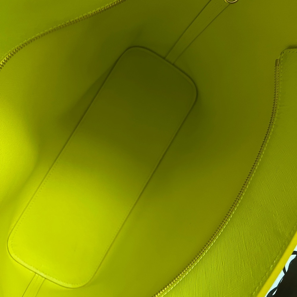 MCM Vibrant Yellow Tote - Picture 11 of 16